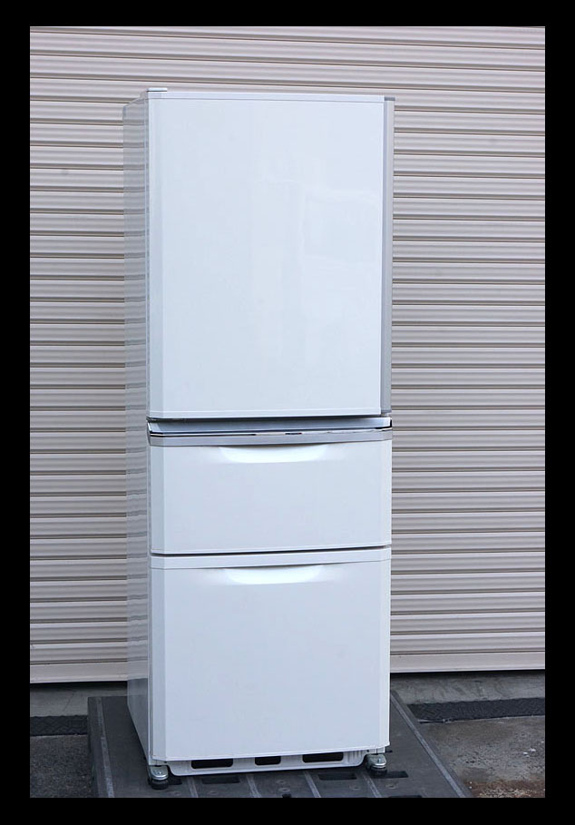緑屋*南□USED*三菱*ノンフロン冷凍冷蔵庫*MR-P15W⁄
