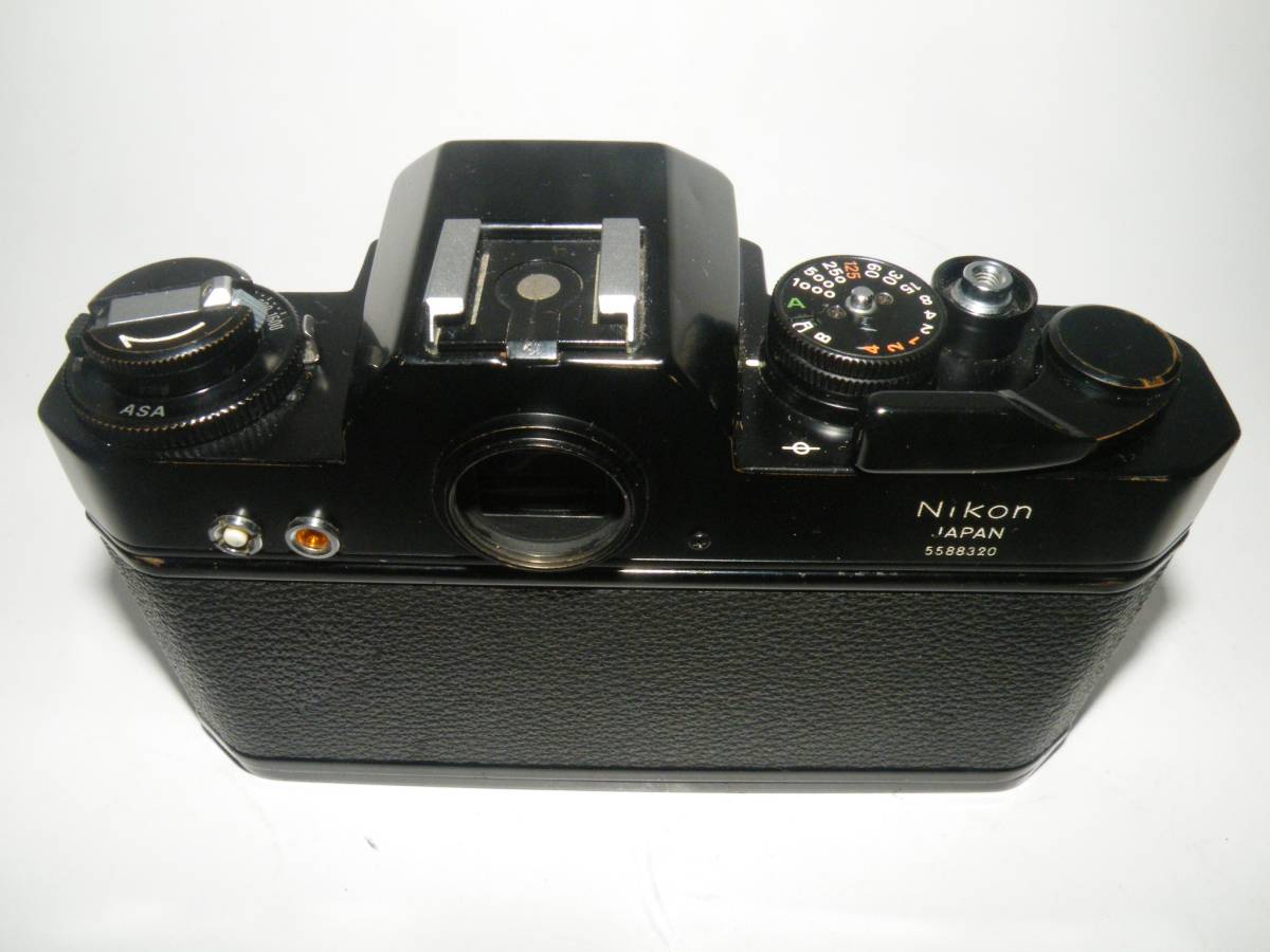 EL ブラック ニコマート Nikomat | 発売から50年経つフィルムカメラ