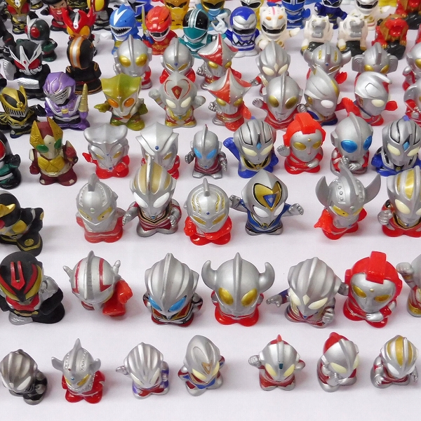 m P667b 大量 特撮 指人形 仮面ライダー スーパー戦隊 ウルトラマン 等