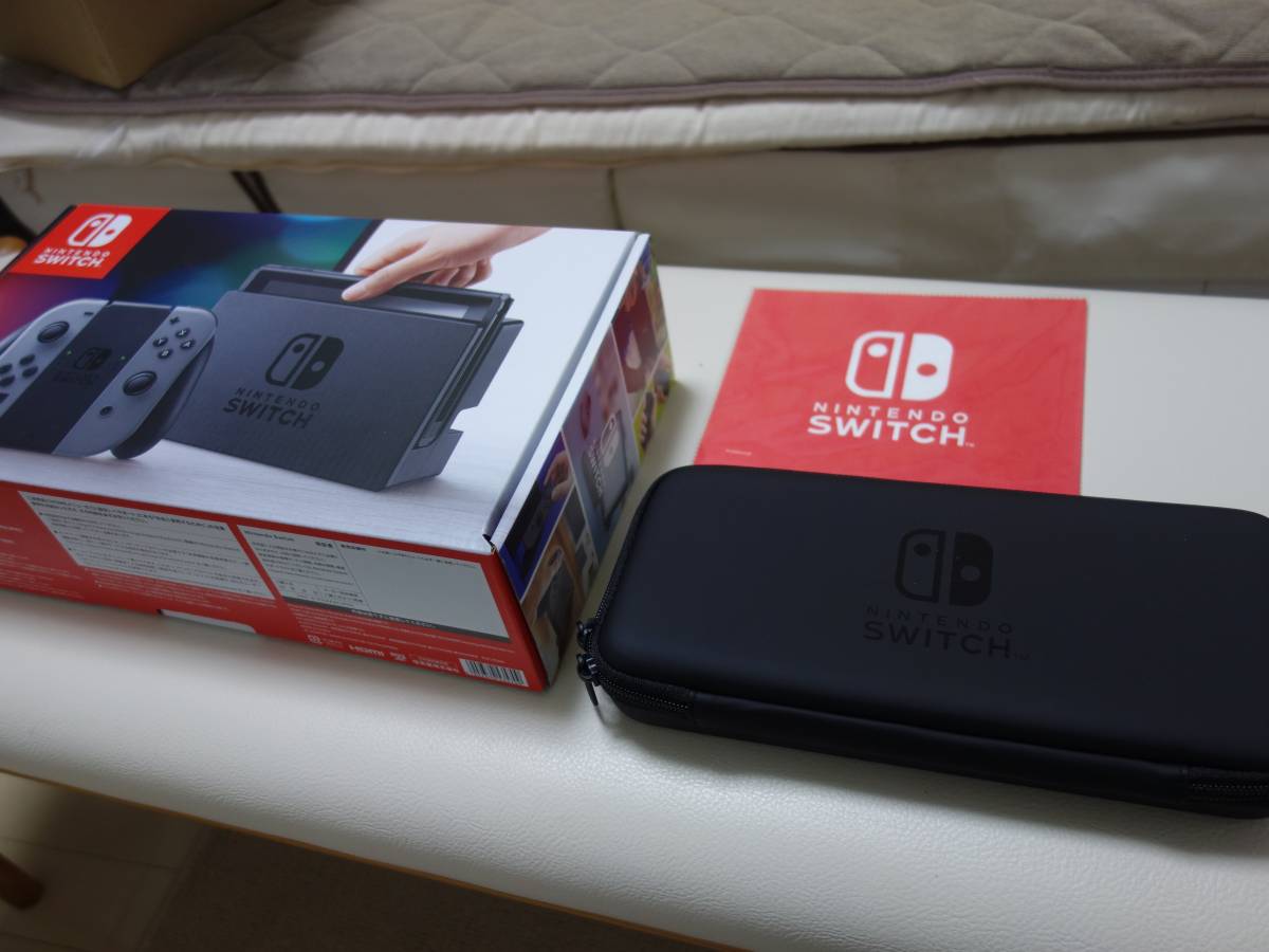 任天堂 任天堂 スイッチ 本体 グレー オマケ付き switch本体(グレー 
