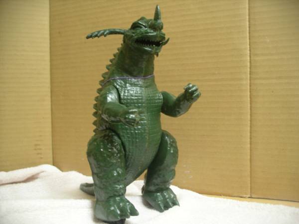 透明怪獣ネロンガ　 ガレージキット　検マルサン　ブルマァク　