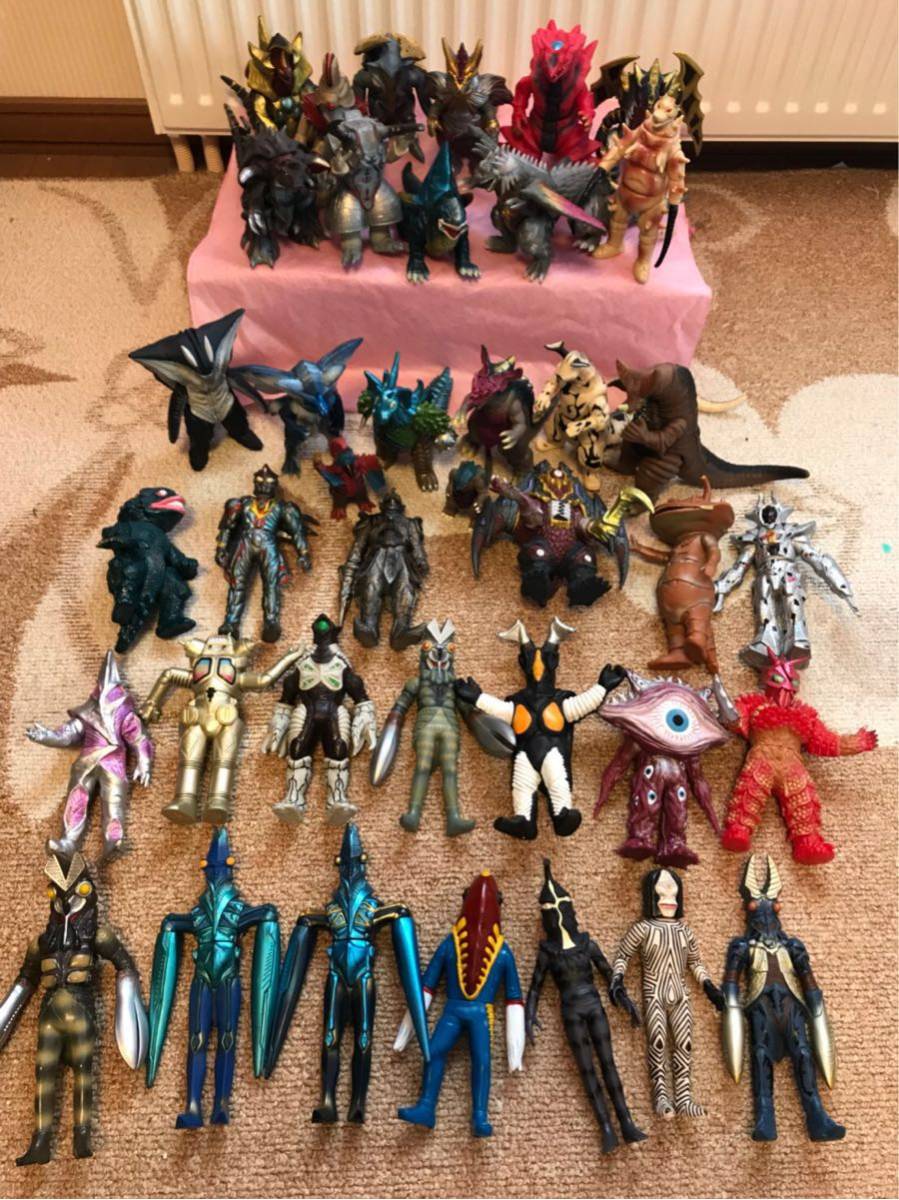ウルトラマン ソフビ ふろくはキングジョーとゼットンの合成怪獣ソフビ 