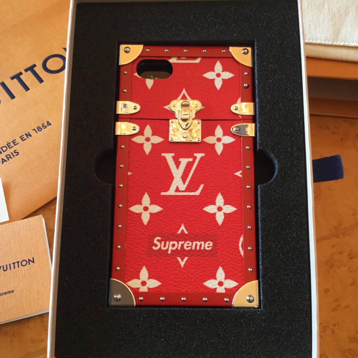 入手困難 国内正規店購入 Louis Vuitton Supreme ルイヴィトン シュプリーム iPhone7 新品未使用 1円スタート