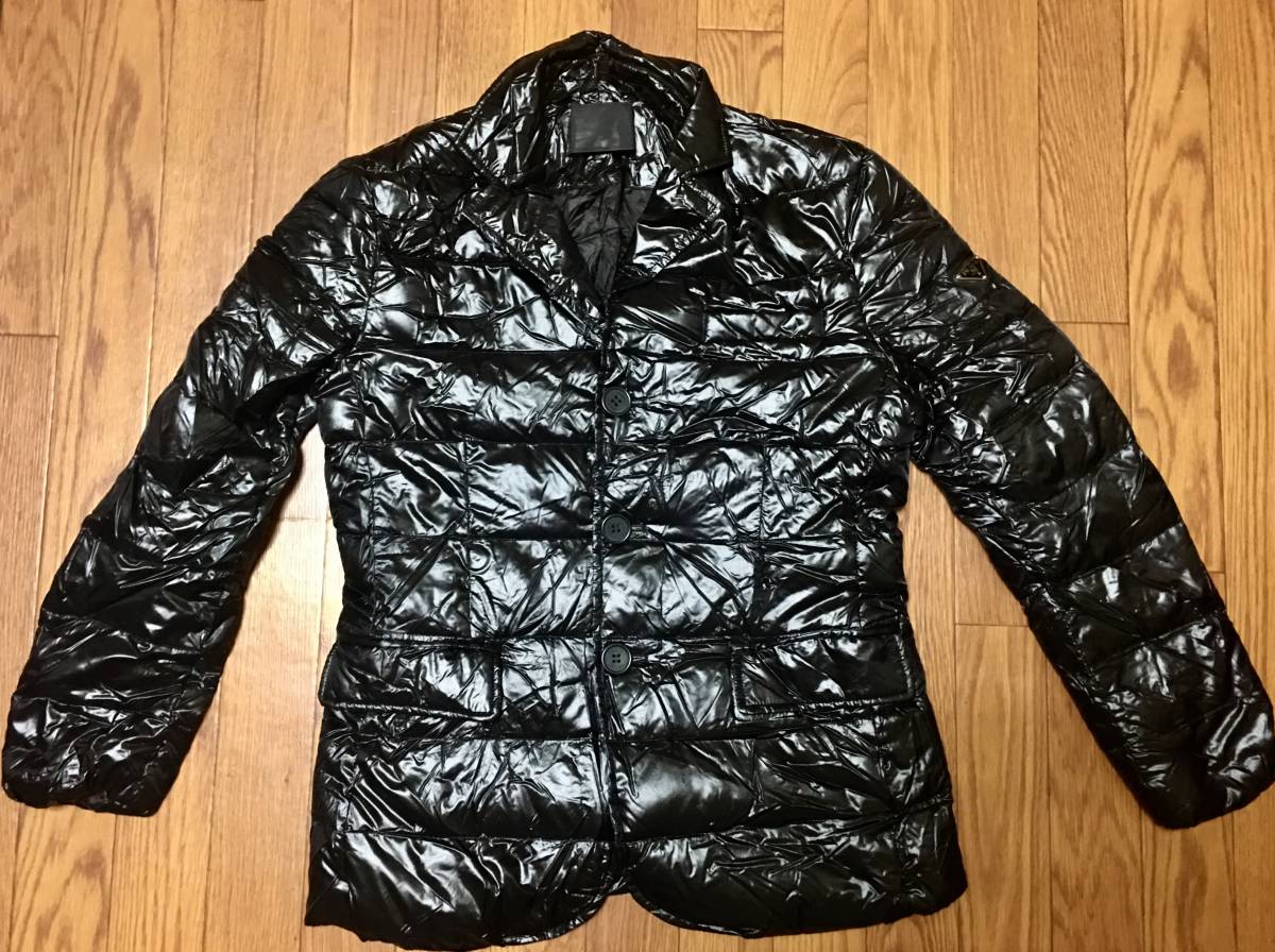 定価25万 PRADAプラダ ダウンジャケット 正規品　美品 黒