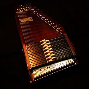 オートハープのYahoo!オークション(旧ヤフオク!)の相場・価格を見る