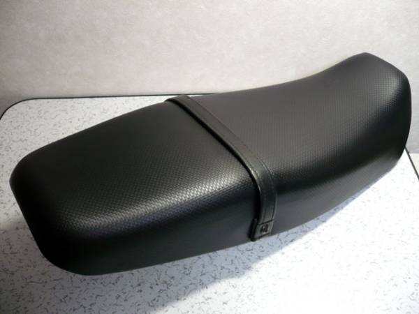 □ヤマハYAMAHA SRX400 600□カーボンタイプ張替済シートです 【公式通販】