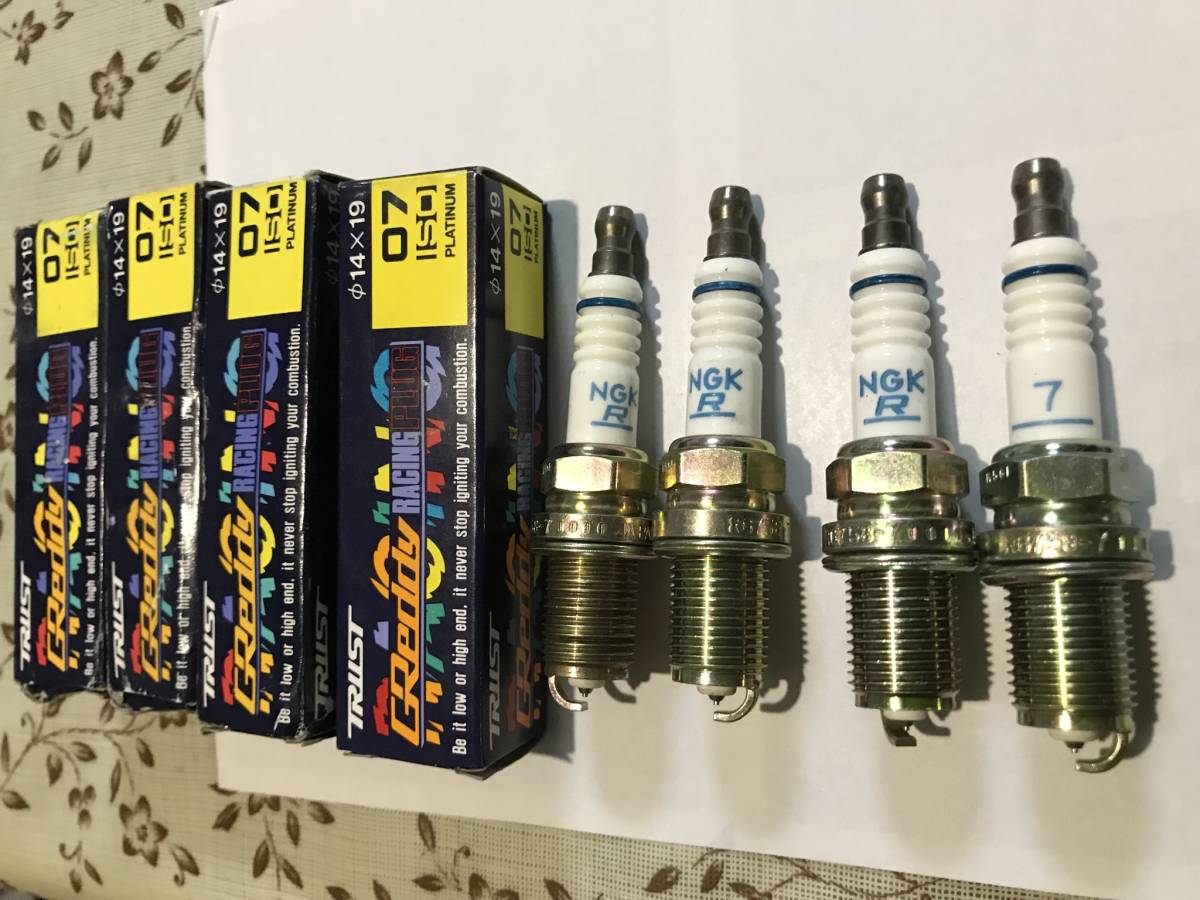 スイフトスポーツ プラグ 4本セット HKS SUPER FIRE RACING M40i PLUG
