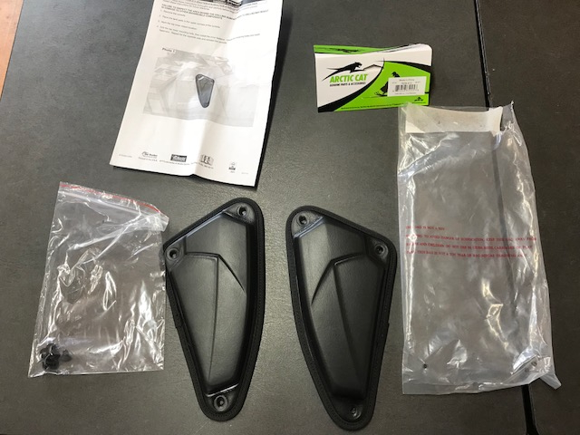 Arctic Cat ニーパット 新品 M8000 2012～2018年 送料無料