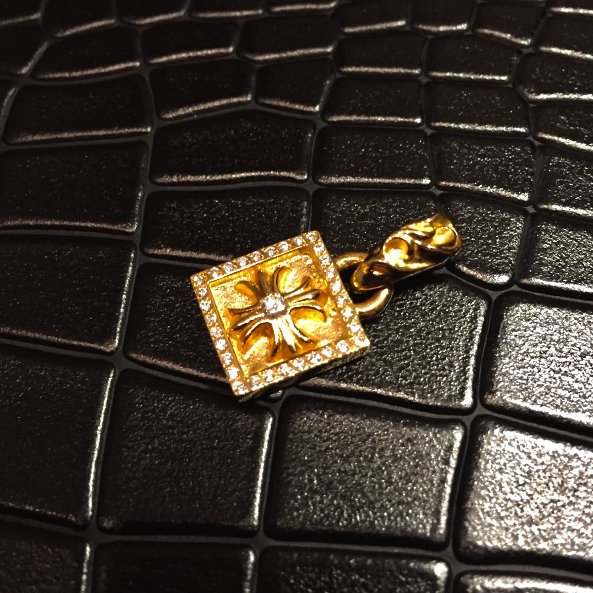 クロムハーツ 22k フレームド CHプラス チャーム ペンダント CHROME HEARTS