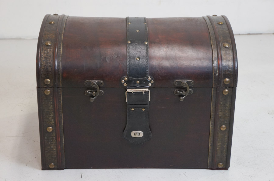 ☆アンティーク調☆WOODEN TRUNK トランクボックス☆56×39×41cm 宝箱