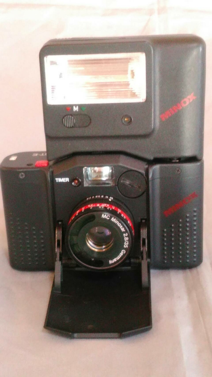 MINOX ミノックス MINOX GT-Eカメラ+FC-Eストロボセット 【中古 MINOX ミノックス MINOX GT-Eカメラ+FC-Eストロボセット 【中古