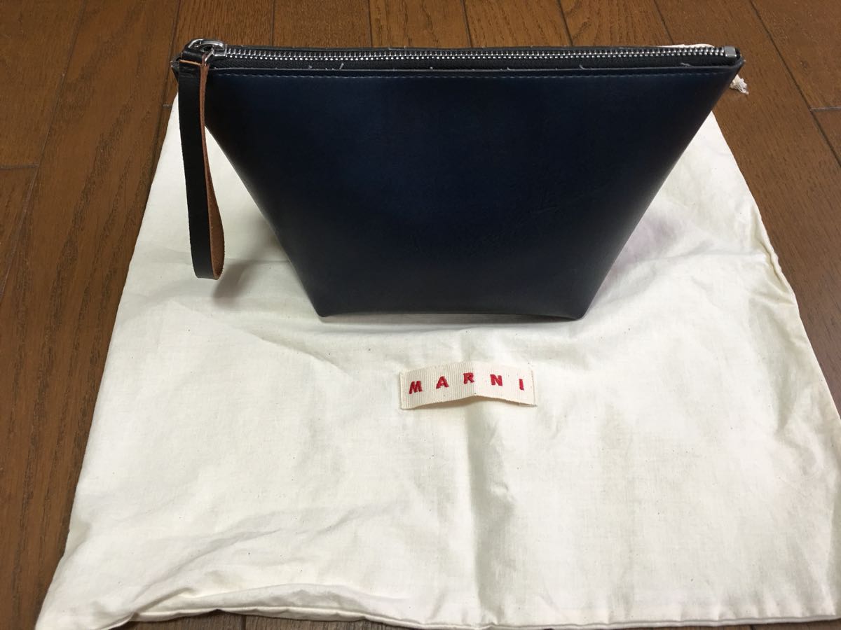 MARNI マルニ バイカラー レザー ポーチ ブラック ブルー マルニ