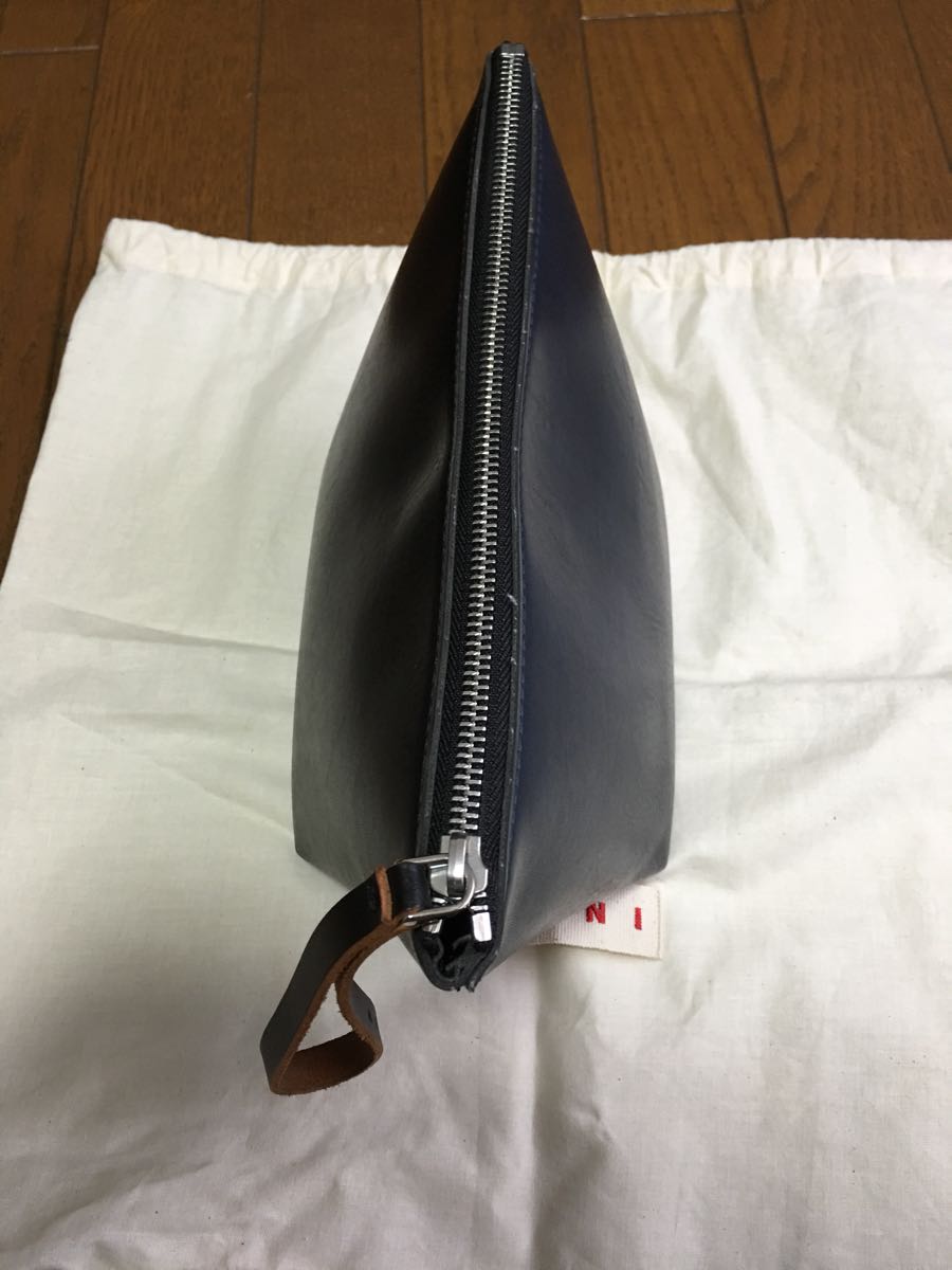 MARNI マルニ バイカラー レザー ポーチ ブラック ブルー マルニ