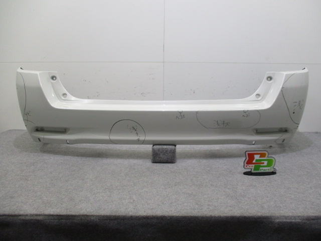 今すぐ購入激安 カローラ フィールダー NZE161G リアバンパー トヨタ