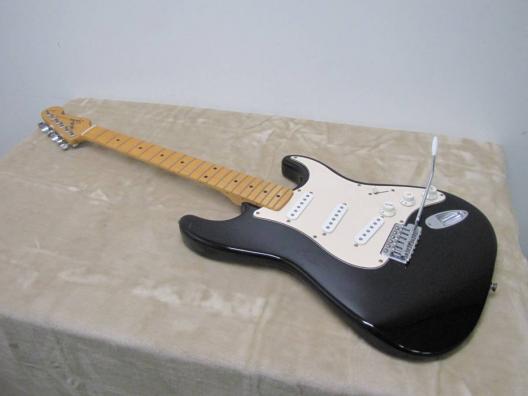 Squier by Fender STRATOCASTER ストラトキャスター エレキギター