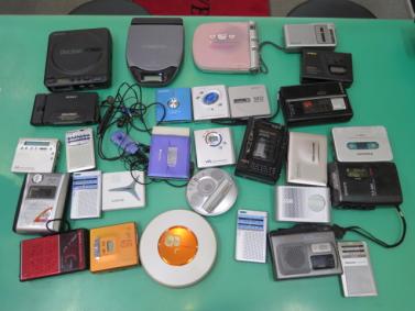  1円 ジャンク MD CD カセット プレーヤー ラジオなど いろいろまとめて(その他)｜売買されたオークション情報、yahooの商品情報をアーカイブ公開 - オークファン その他