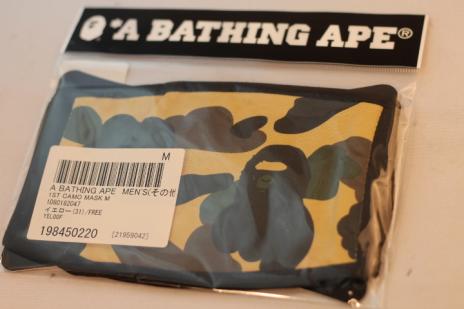 A BATHING APE マスク イエローカモ A BATHING APE 1ST CAMO MASK イエロー 新品未開封品 アベイシング