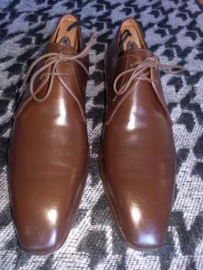 (極美品)マグナーニ MAGNANNI プレーントゥシューズ EU41US8ブラウン高級革靴 レザーシューズ スペイン王室御用達ブランド ドレスシューズ