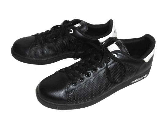 極美品 adidas/アディダス 海外限定 パンチングレザー STAN SMITH/スタンスミス 黒 US11