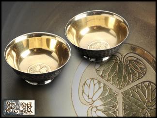 もなもな 古I85』時代 純銀 内金鍍 徳川家三つ葉葵紋刻 銀酒杯一対 工芸品 金属