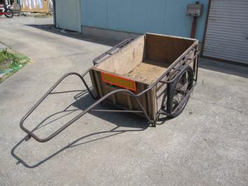 レトロ　リヤカー　箱付き　引取り限定です。