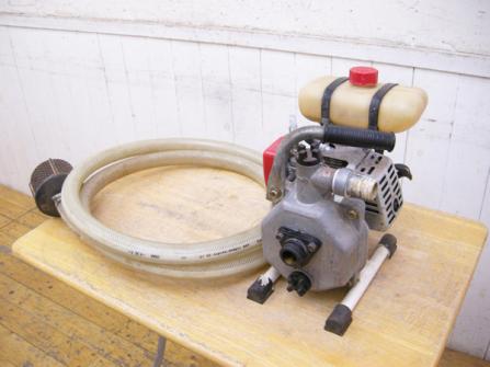 □三菱・エンジンポンプ・T130・口径26㎜・ホース3.6m・中古品・動作 