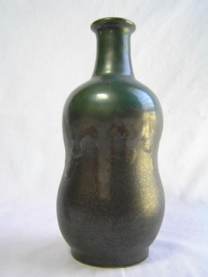 沖縄 末吉陶房 黒釉・緑釉 嘉瓶(ゆしびん) 逸品 酒器