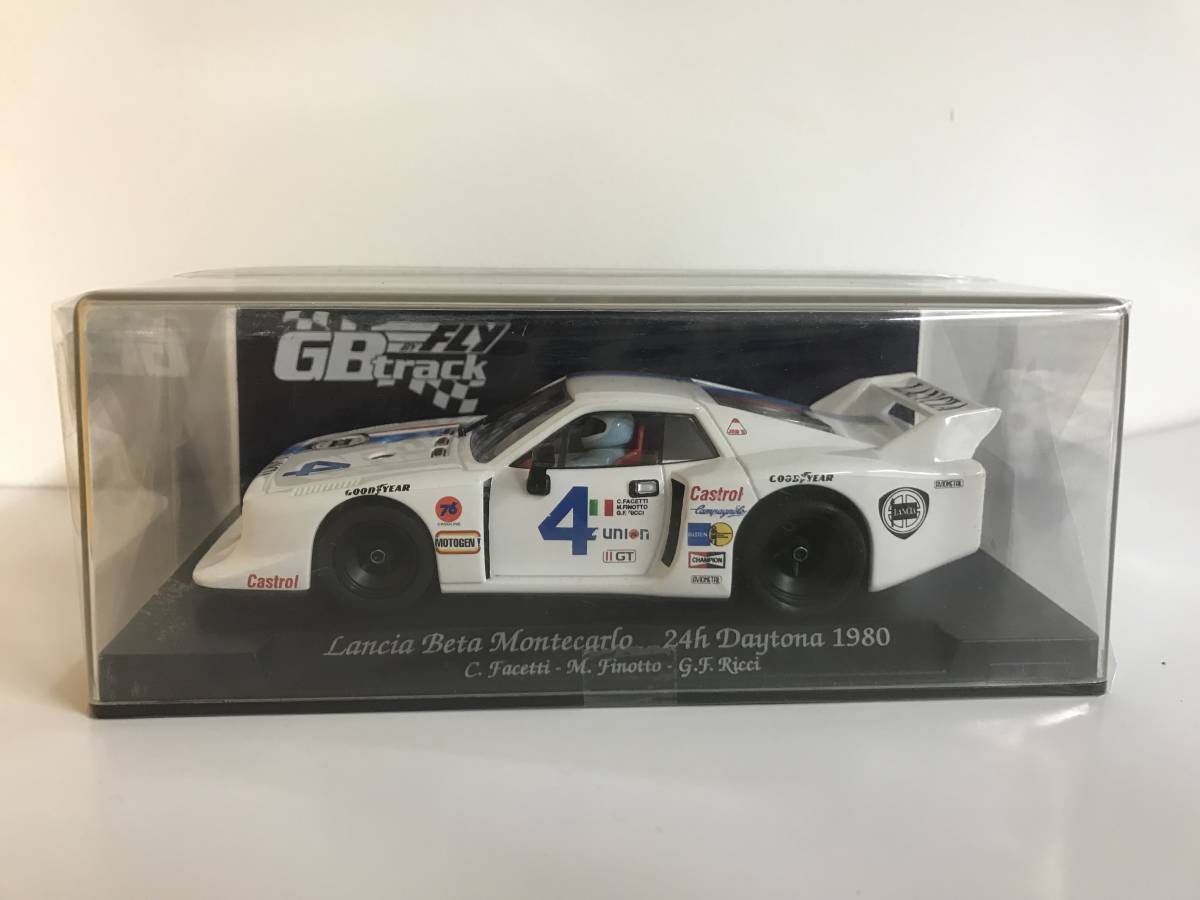 1/32 スロットカー デジタル Carrera D132 ポルシェ 911 カレラ S