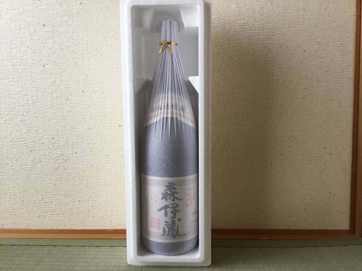 森伊蔵 1800ml | 本格焼酎 : 送料無料 芋焼酎 未開封 東証上場企業 1