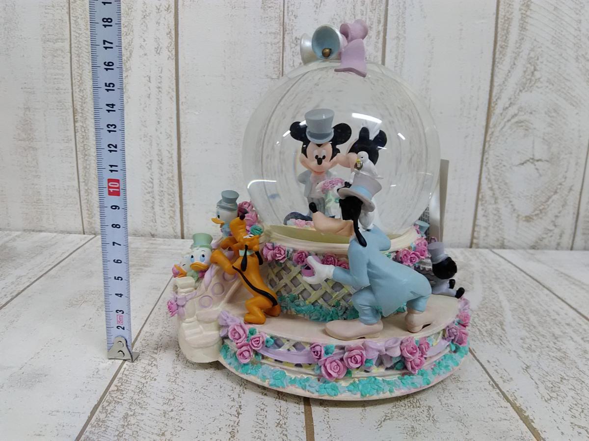 ディズニー ミッキー＆ミニー スノードームオルゴールフィギュア 