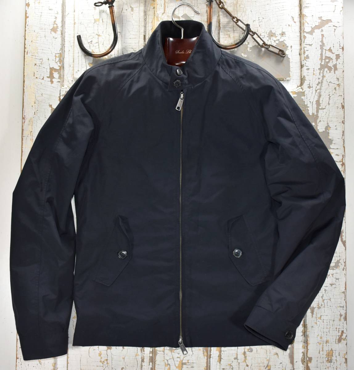 大人気，正規品 英国製 BARACUTA バラクータ G9 スイングトップ ハリントンジャケット ブルゾン 38 ブラック 黒 ジップアップ コットン100%(Lサイズ)｜売買されたオークション情報、yahooの商品情報をアーカイブ ジャンパー、ブルゾン一般