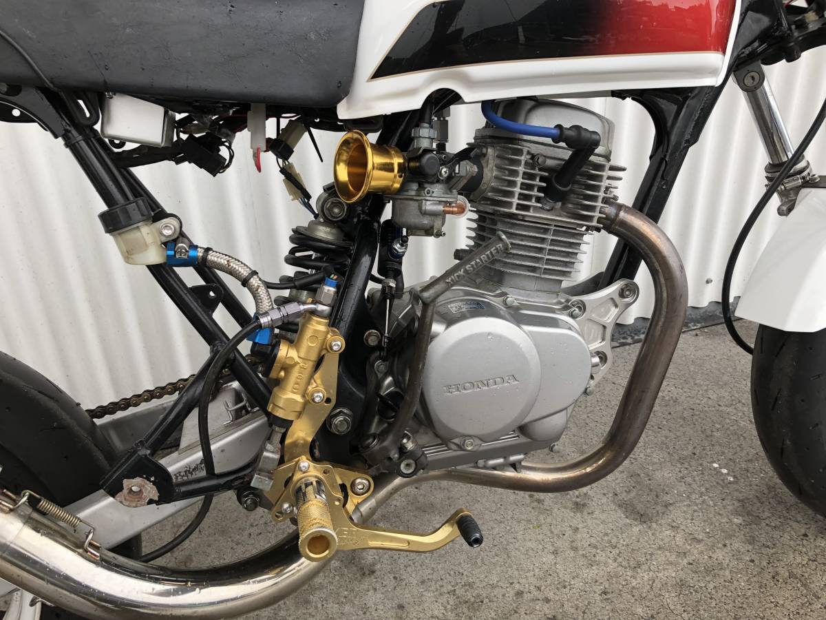 ホンダ エイプ100 フルカスタム FX仕様 前後ディスク キタコ製ビッグ ホンダ エイプ100 フルカスタム FX仕様 前後ディスク キタコ製ビッグ