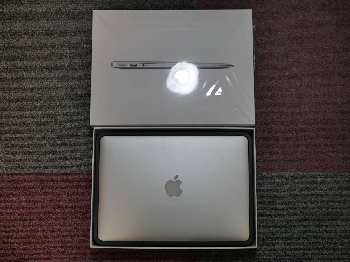 5月3日購入 ほぼ新品 MacBook Air 13インチ128GB MQD32J/A 2017