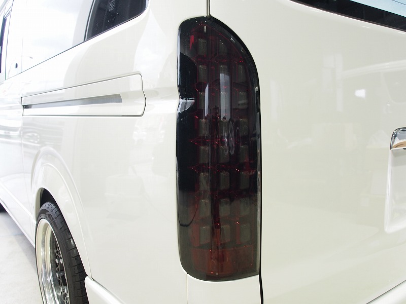 MBRO エムブロ ハイエース LEDテールランプ テールライト 200系
