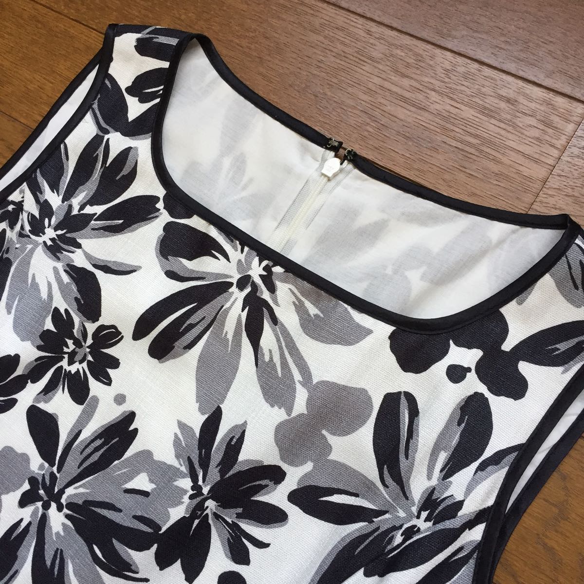 ギャラリービスコンティ ワンピース