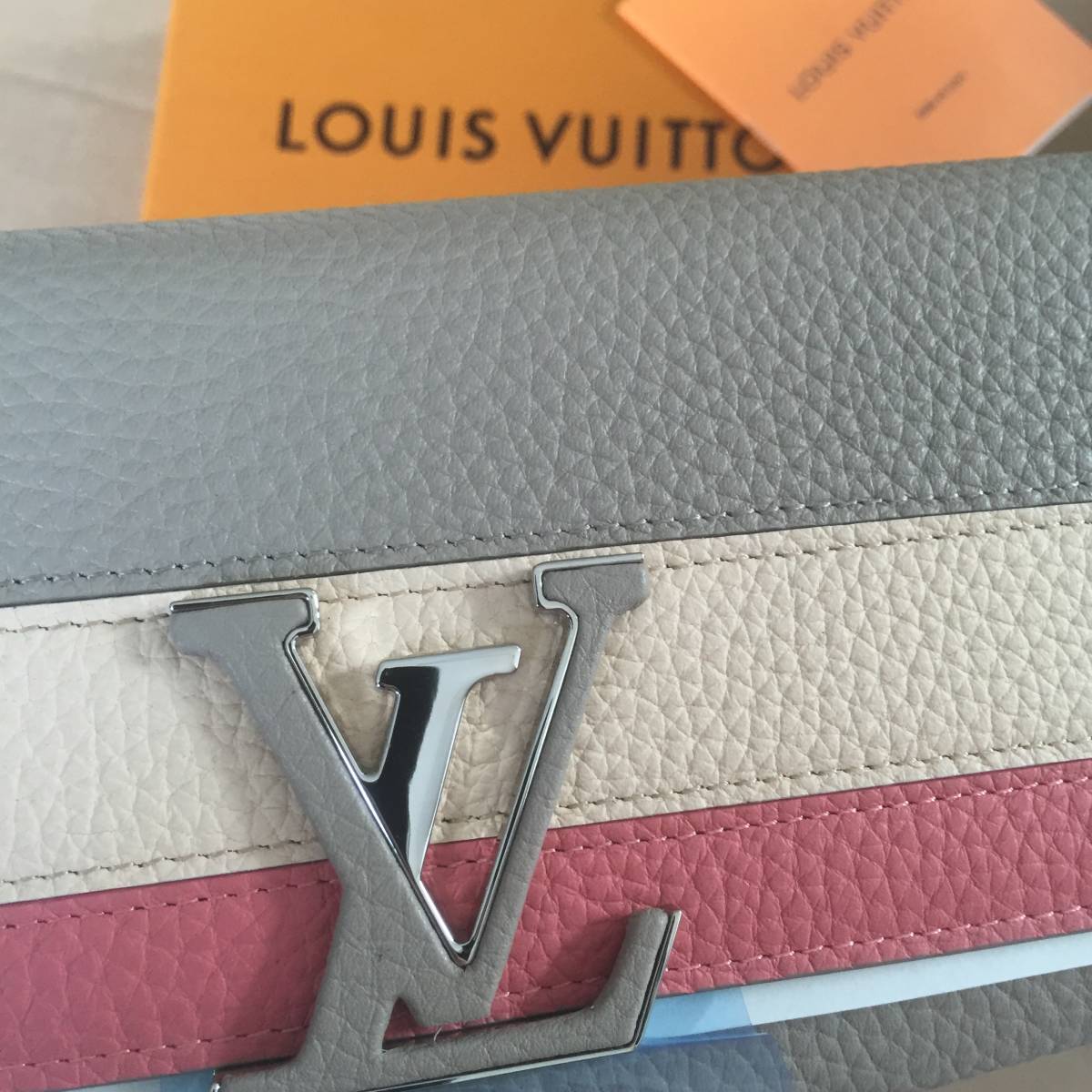 【LV】人気新品 女性長財布