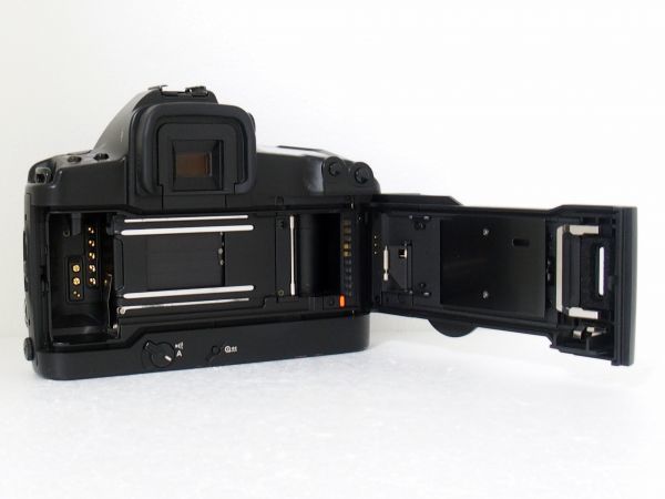 ☆美品☆ Canon キャノン EOS3 ボディ 一眼レフ フィルムカメラ $85 Canon | ボディ ボディ投稿画像・動画 - 価格.com