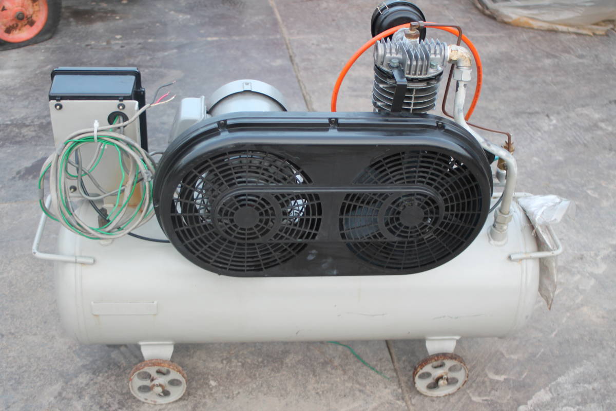 マキタ(makita) 高圧・常圧エアコンプレッサー AC462XLR ※ マキタ(makita) 高圧・常圧エアコンプレッサー AC462XLR ※