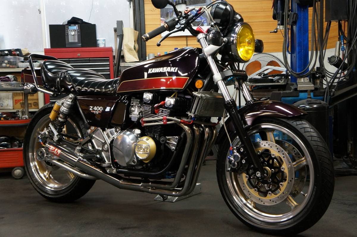 ☆kawasaki ゼファ－400 Z400FX仕様 車検31年2月 走行7,898km ☆新車 