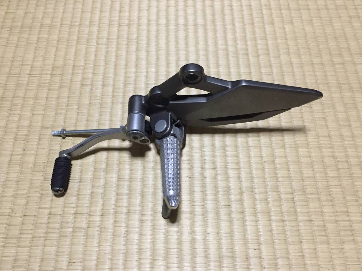 連絡用の出品 良好！Ninja250（Ex250L）Z250（ER250C）純正 左ステップ一式