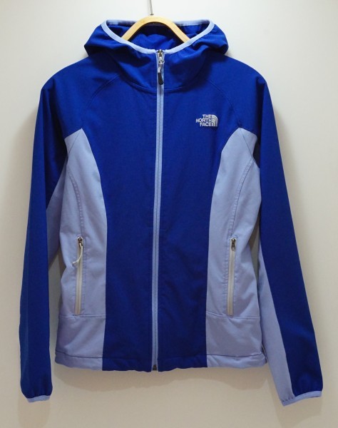 The north face フード付き軽量薄手ソフトシェルジャケット レディース 