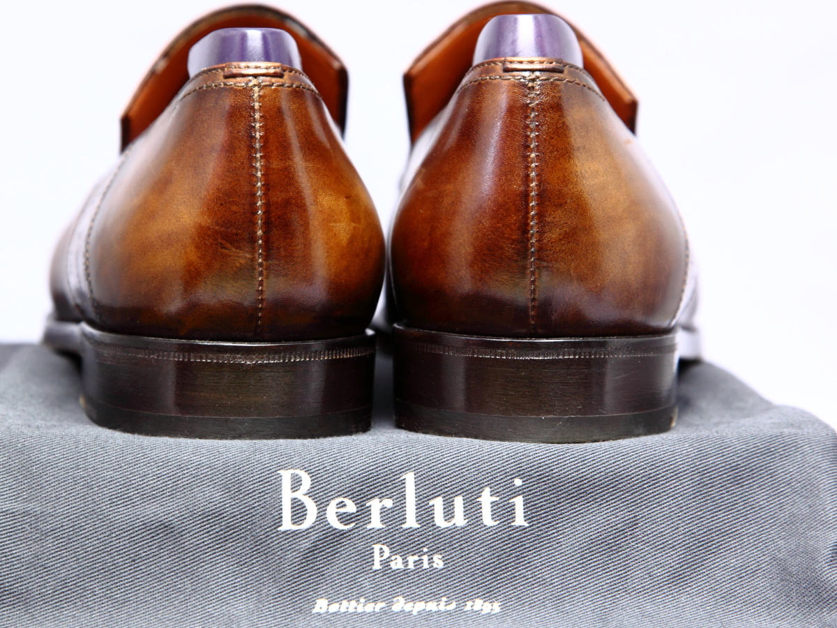 ★美品 ベルルッティ Berluti メンズ靴 Size8 26.5cm 純正ツリー＆保存袋付属 ベルルッティ 美品 ベルルッティ&frasl;カリグラフィー&frasl;スクリット&frasl;オックスフォードシューズ ビジネスシューズ フェラーリ (L