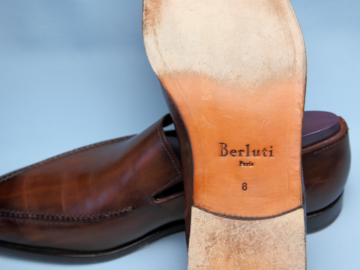★美品 ベルルッティ Berluti メンズ靴 Size8 26.5cm 純正ツリー＆保存袋付属 ベルルッティ 美品 ベルルッティ&frasl;カリグラフィー&frasl;スクリット&frasl;オックスフォードシューズ ビジネスシューズ フェラーリ (L