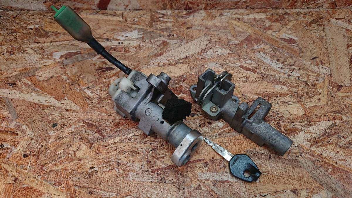 激安大特価，本物保証 スズキ レッツ２ CA1PA-389 キーボックス メインキー シートロックホルダー イグニッションキー ハンドルロック(スズキ用)｜売買されたオークション情報、yahooの商品情報をアーカイブ公開 - スズキ用