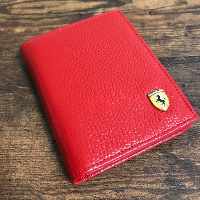 二つ折り財布 メンズ 小銭入れ大 赤 革 フェラーリ ウォレット 二つ折り財布 小銭入れあり 売買されたオークション情報 Yahooの商品情報をアーカイブ公開 オークファン Aucfan Com