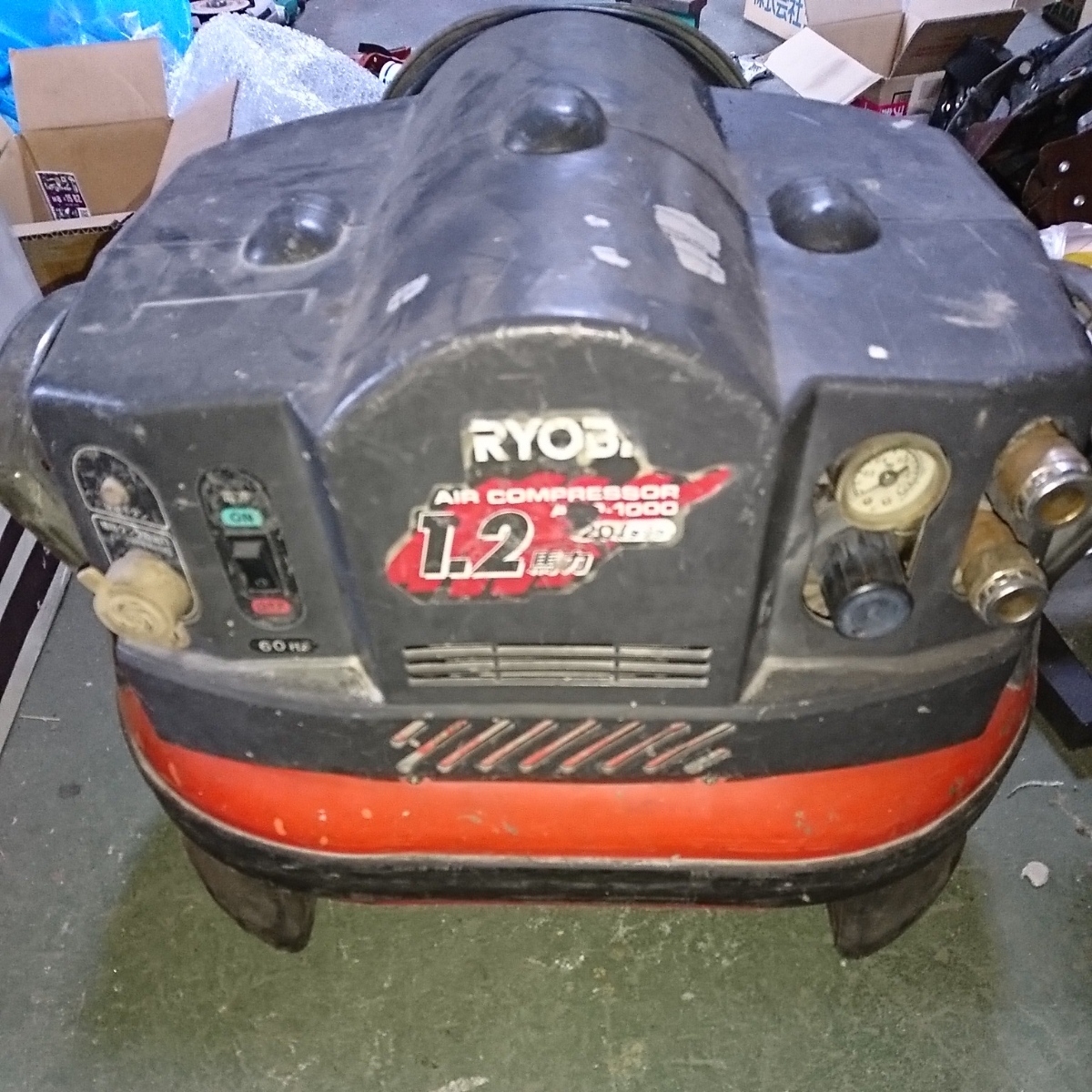 RYOBI エアーコンプレッサー リョービ エアコンプレッサー ACP-1000 