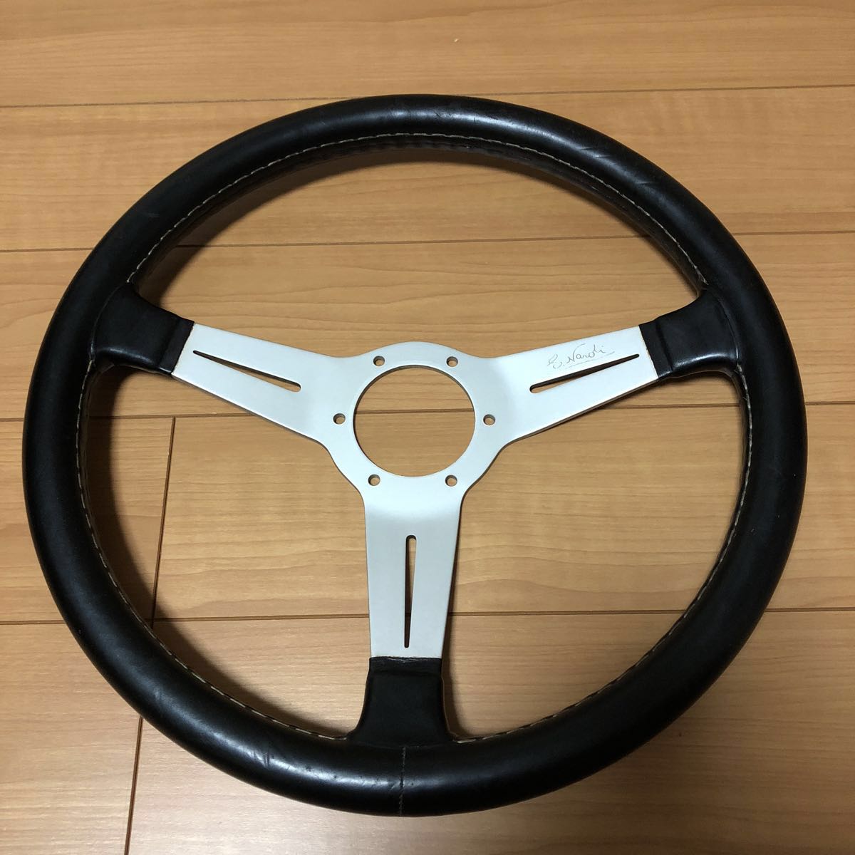 クラシック ナルディ CLASSIC VITE (クラシック) ナルディ(NARDI 
