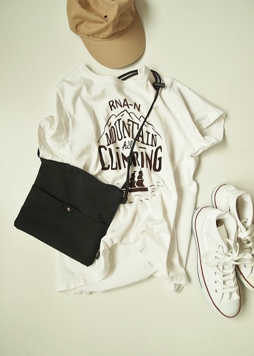 正規品，人気SALE RNA フロッキープリントTEE(その他)｜売買されたオークション情報、yahooの商品情報をアーカイブ公開 - オークファン 女性用