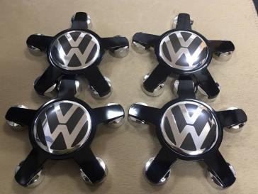 新品即決 希少！VW 星型 黒 センターキャップ 4個セット GOLF PASSAT CC TIGUAN JETTA EOS SCIROCCO