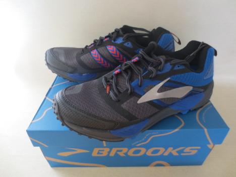 【新品】＝BROOKS＝MEN　CASCADIA12（BK/BL)25，0cm～29，0cm